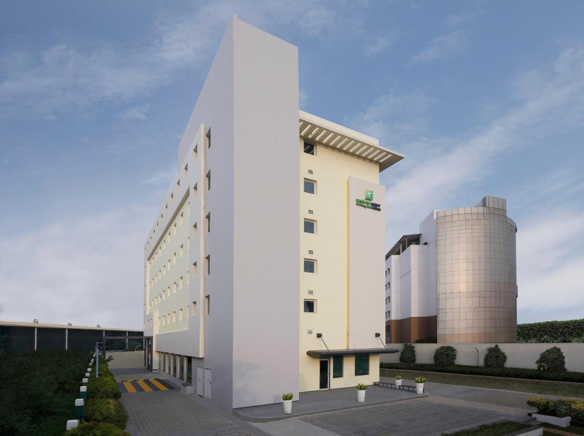 Holiday Inn Express Bengaluru Whitefield Itpl By Ihg Екстер'єр фото