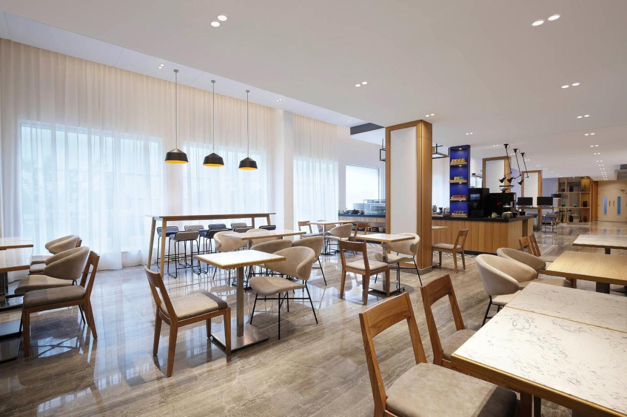 Holiday Inn Express Bengaluru Whitefield Itpl By Ihg Екстер'єр фото